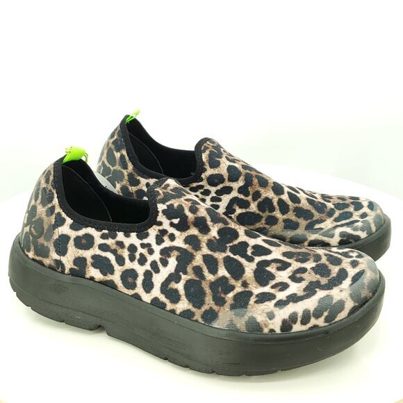 NWOT OOFOS OOmg eeZee Slip On Recovery Sneakers 8 Black/Cheetah/Tan/Animal Print - Picture 1 of 10